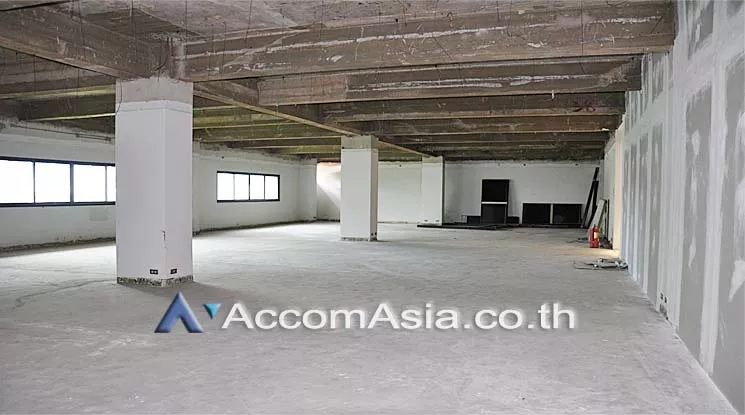 5  Office Space For Rent in Silom ,Bangkok BTS Sala Daeng at Teo Hong Silom AA12612